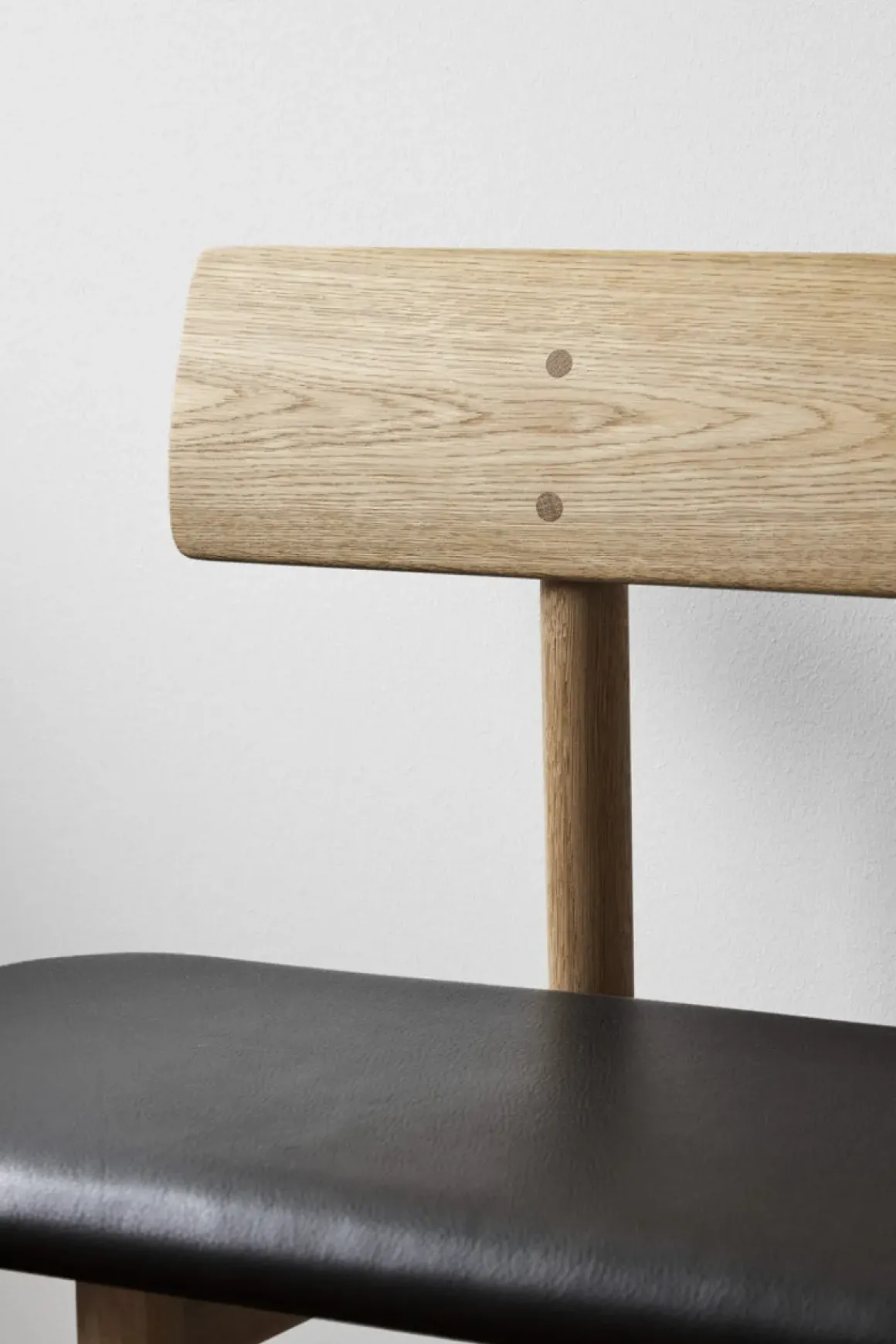 Benk - BM Bench 3171 Lys Oljet Eik /Omni Cognac 307