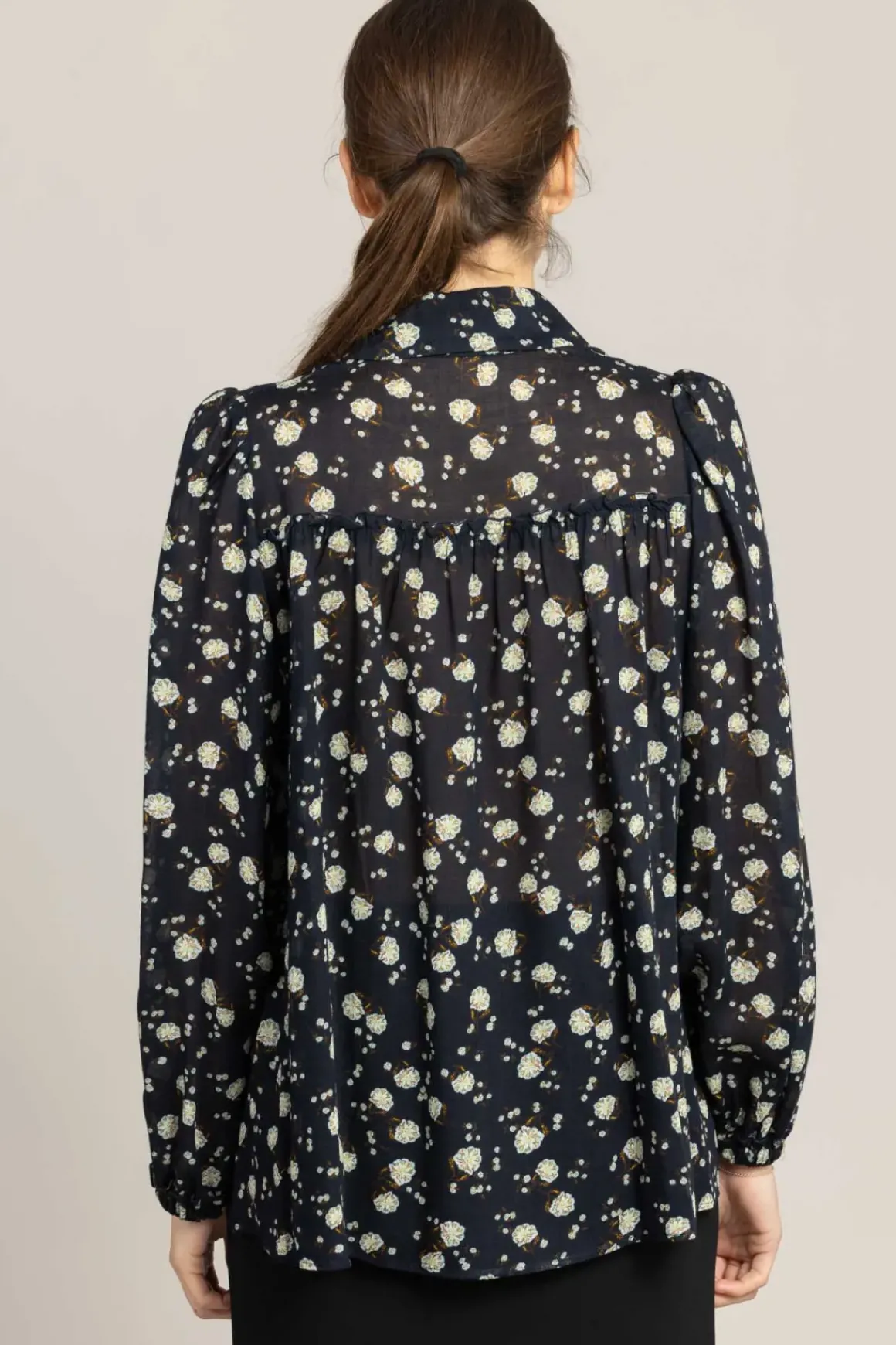 Bluse - Floral Volumes Blue/White Flower Garden