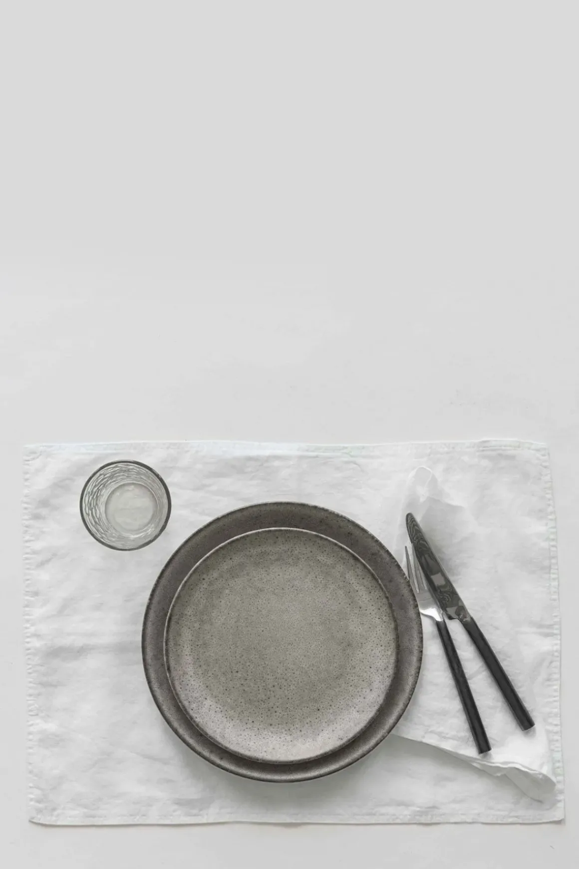 Bordbrikke - Lin Bleached White