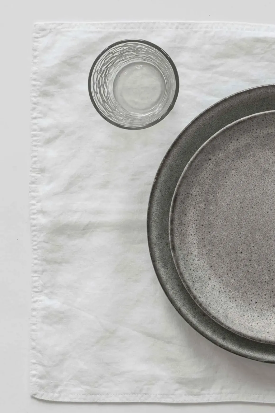 Bordbrikke - Lin Bleached White