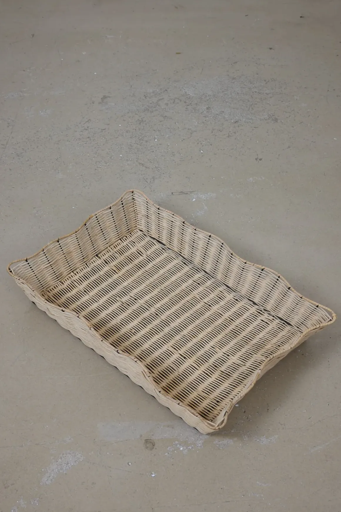 Brett - Wicker Dora Tray