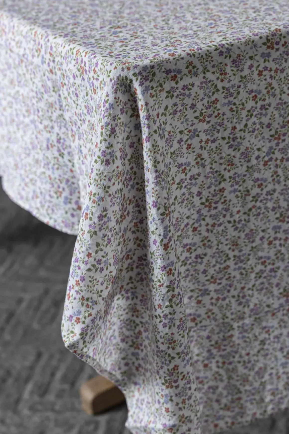 Duk - Violet Flower