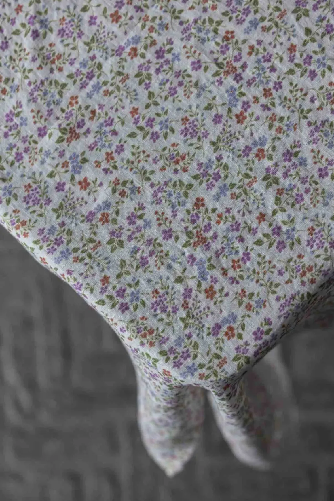 Duk - Violet Flower