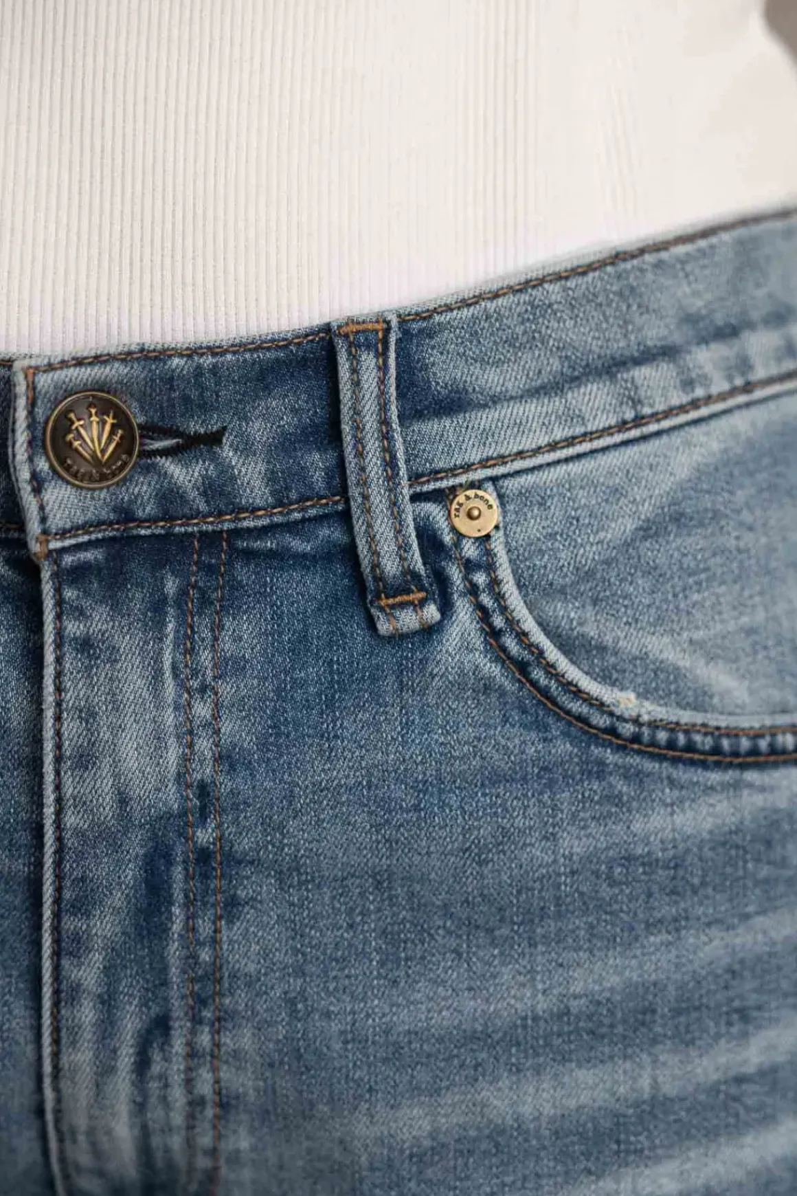 Jeans - Harlow Mid- Rise Ankle Straight