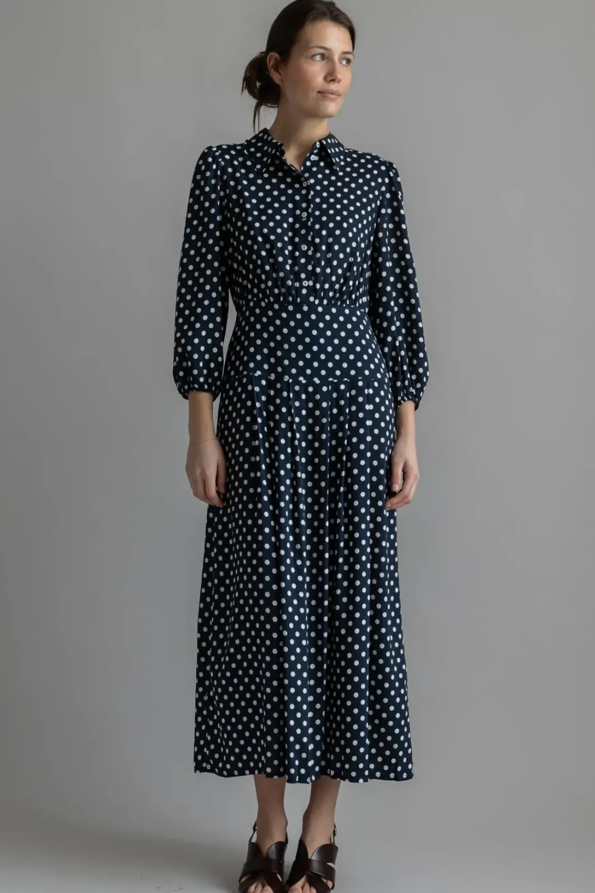 Kjole - Izzy Navy Mini Polka Dots