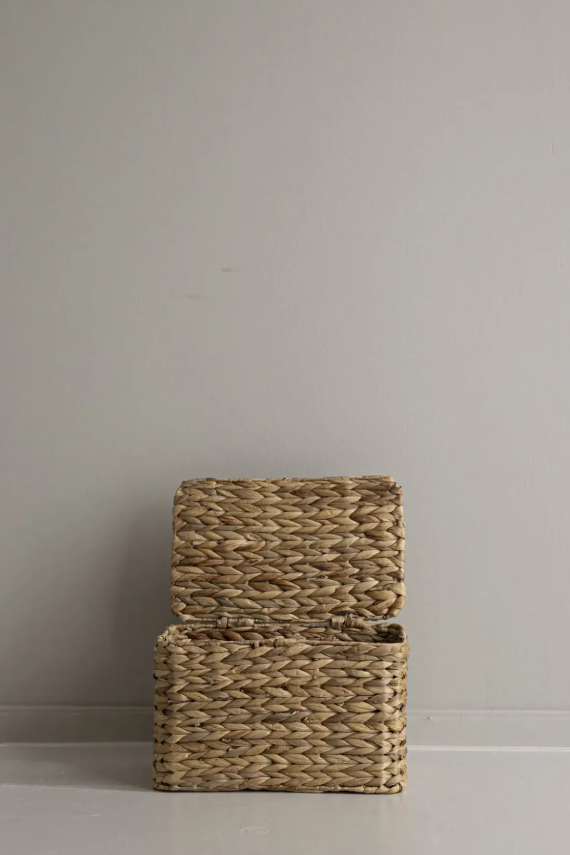Kurv Lily - m/Lokk 22x35xH22cm