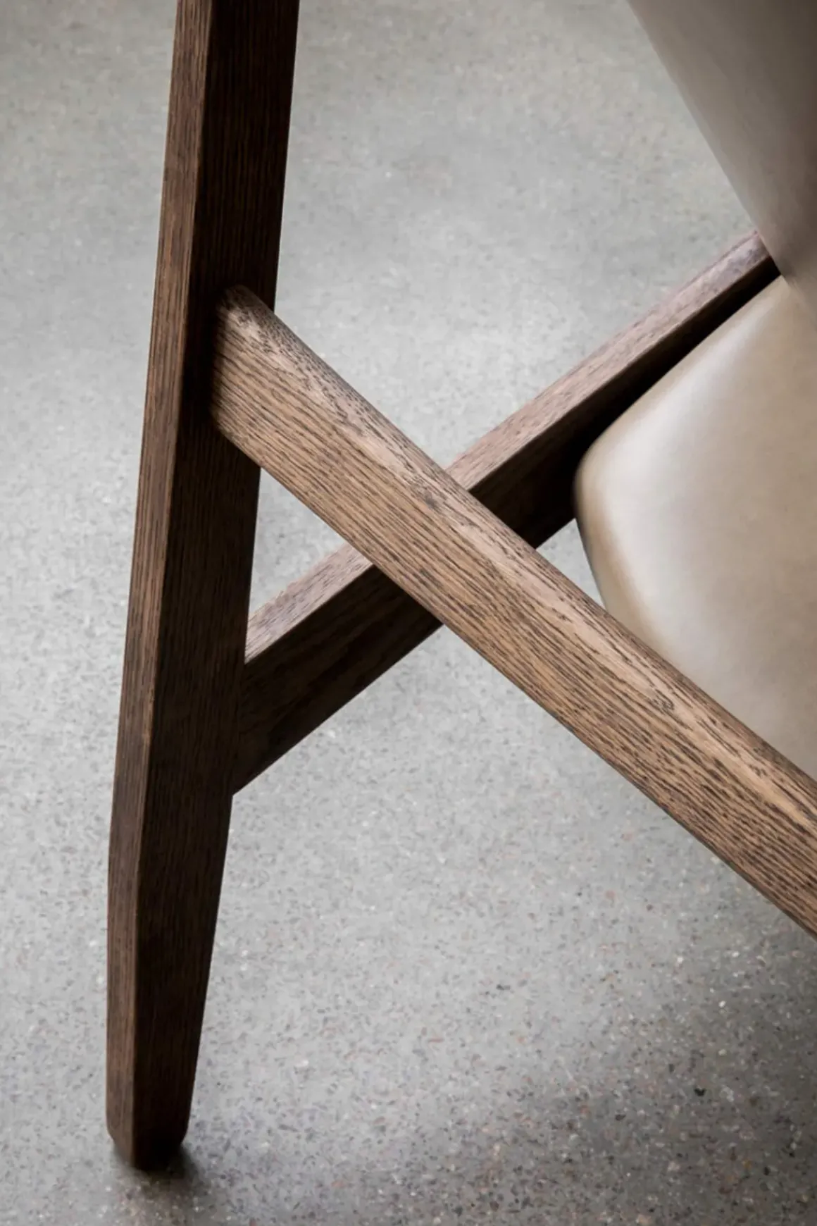 Lenestol - Knitting Lounge Chair, Dark Stained Oak, Dakar 0311
