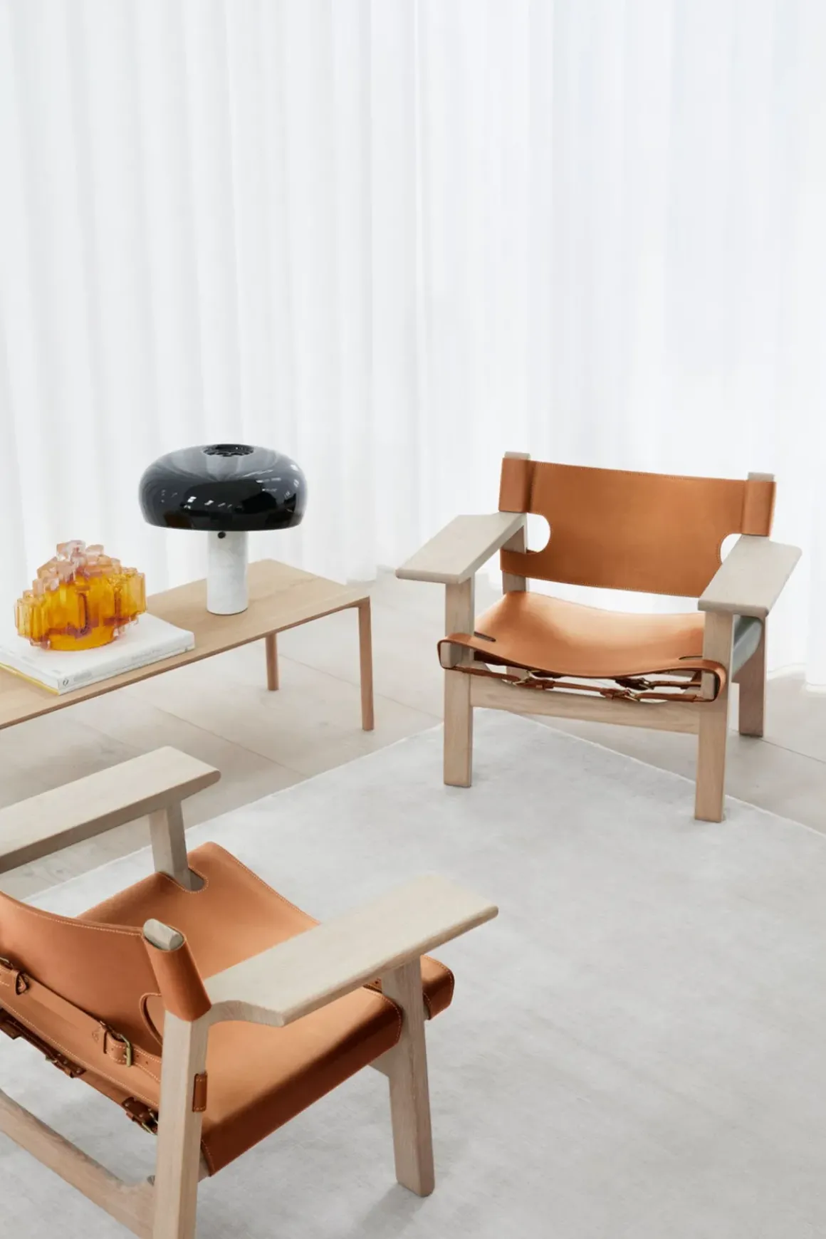 Loungestol - Spanish Chair 2226 Lysoljet Eik/Cognac Lær