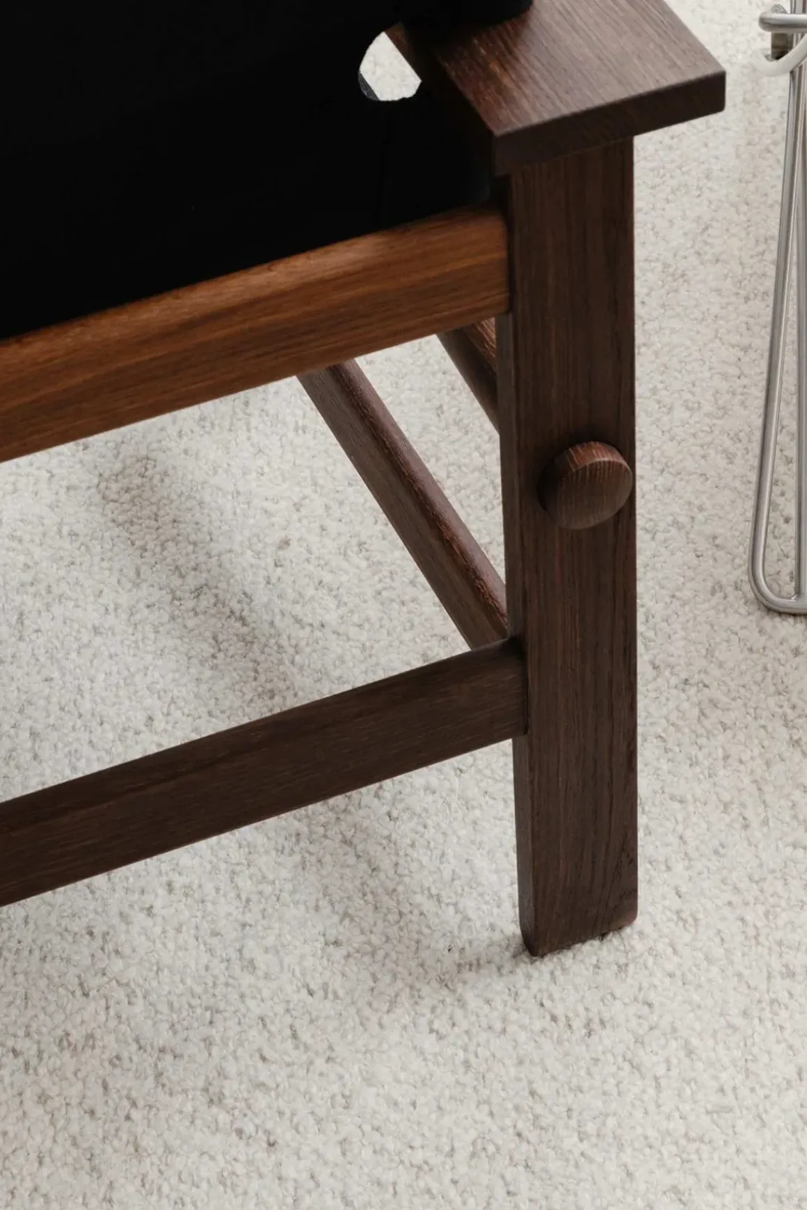 Loungestol - The Canvas Chair 2031 Røkt Eik / Sort Canvas