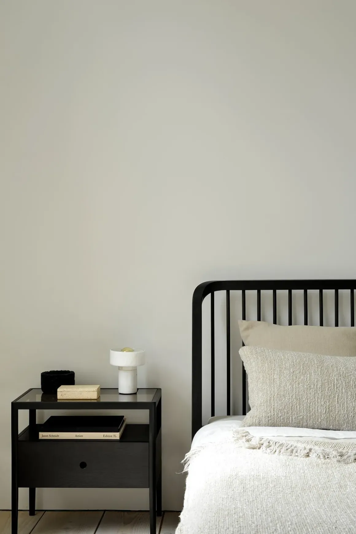 Nattbord - Spindle Bedside Table Oak Black