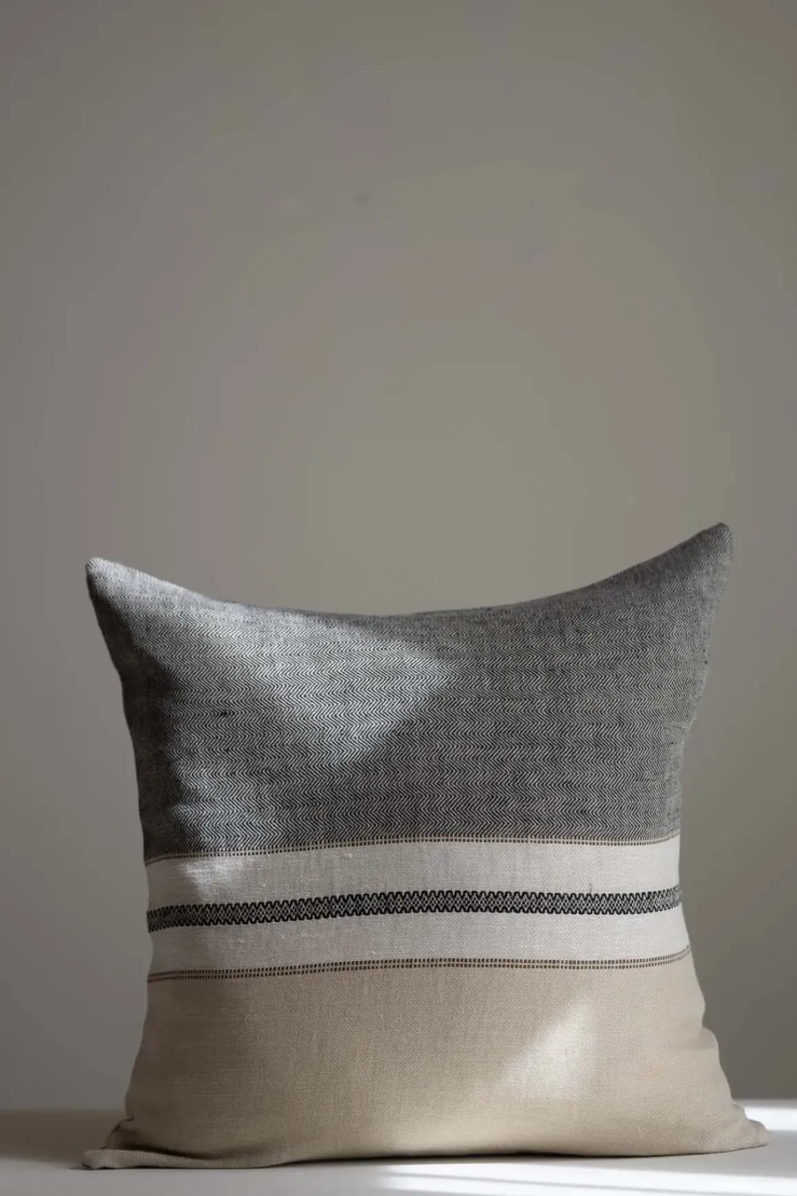 Putetrekk - Belgian 50x50cm Beeswax Stripe