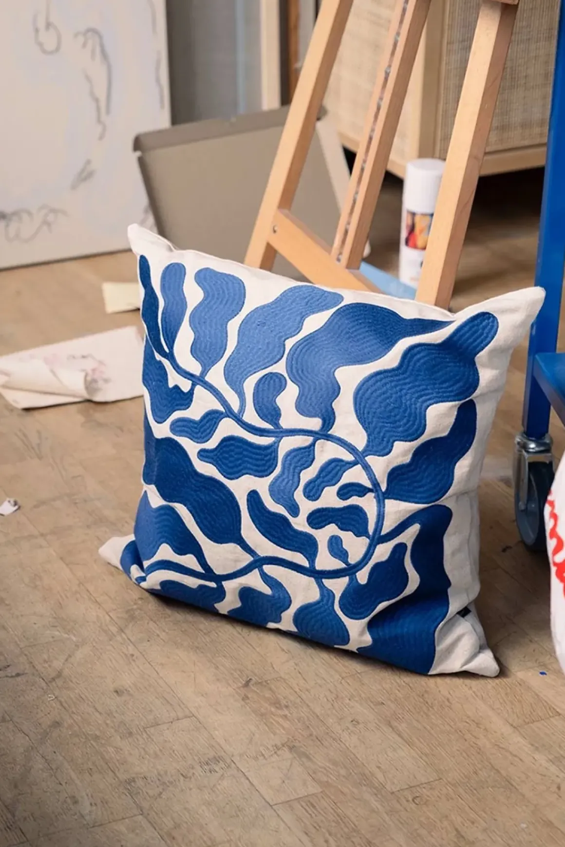 Putetrekk - Leaves Embroidered 48x48cm Blue