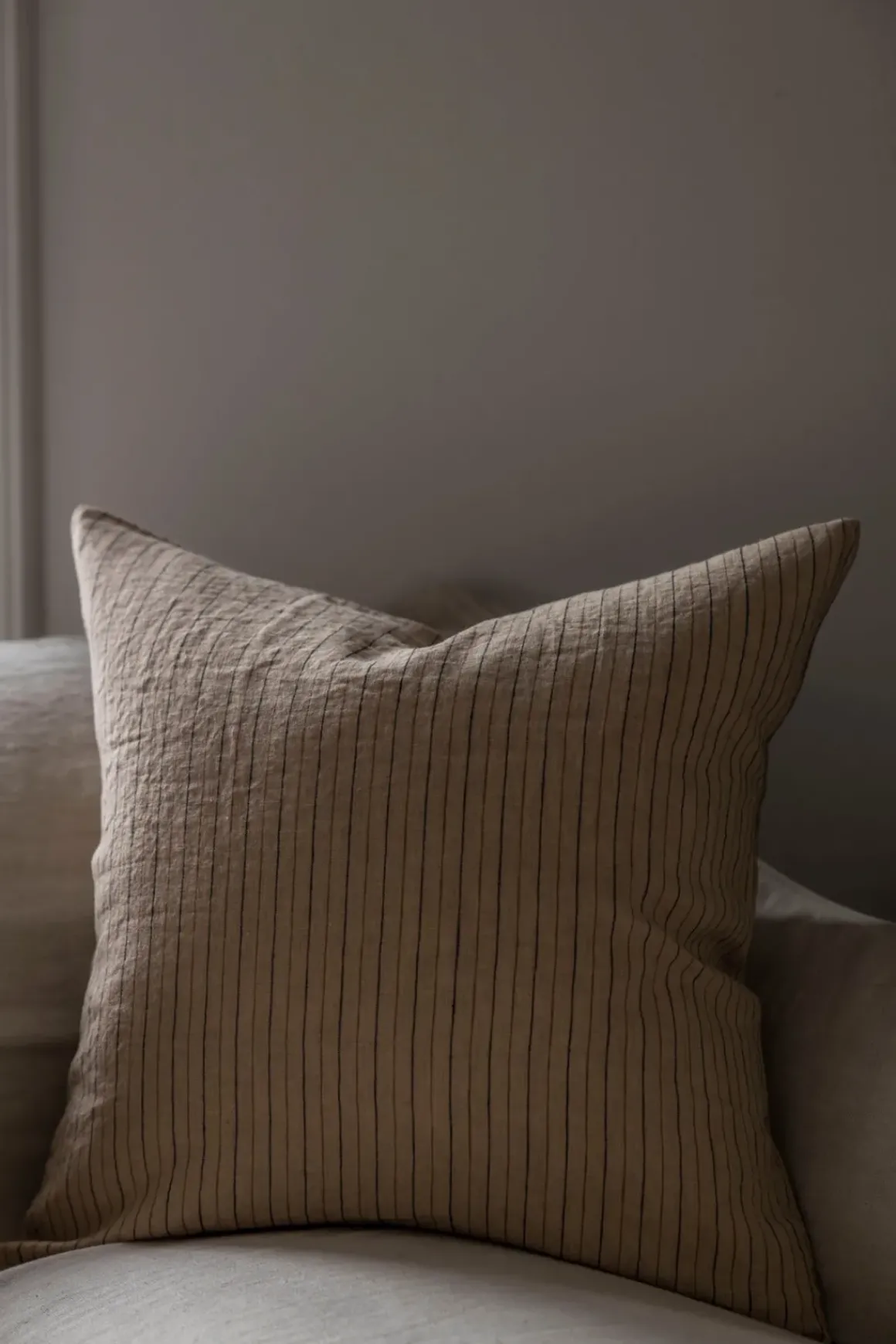 Putetrekk - 50x50cm Camel Stripe