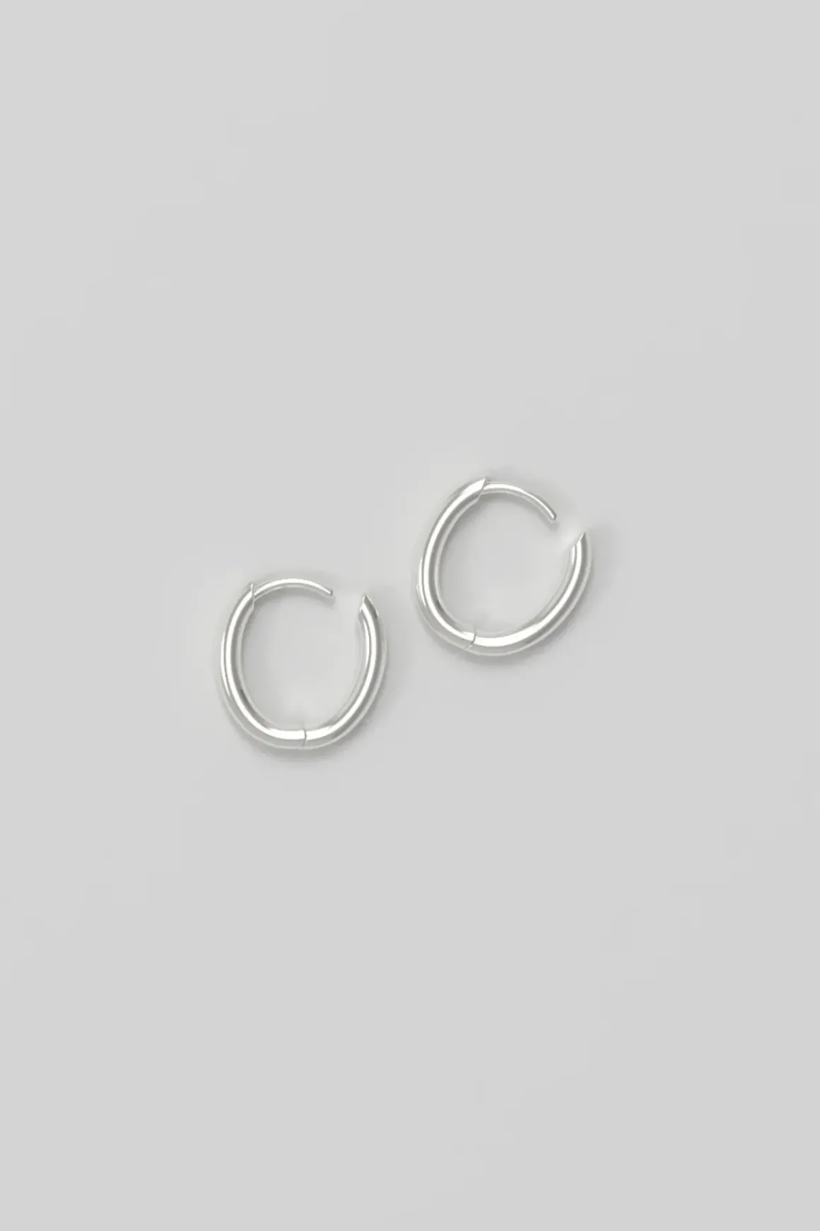 Øredobber - Slim Hoop Tiny Silver