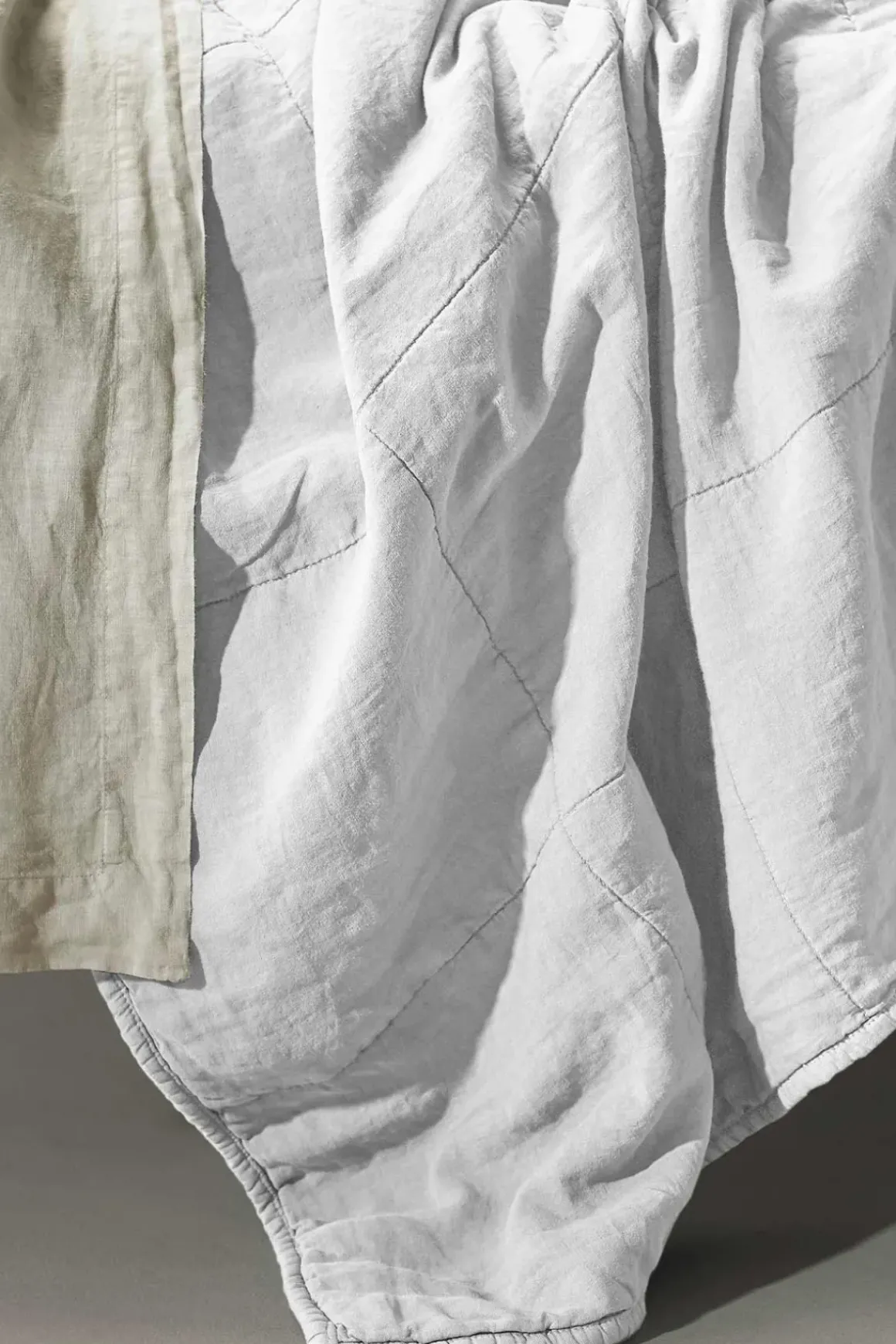 Sengeteppe - Rem Quilt 170x260cm Bianco