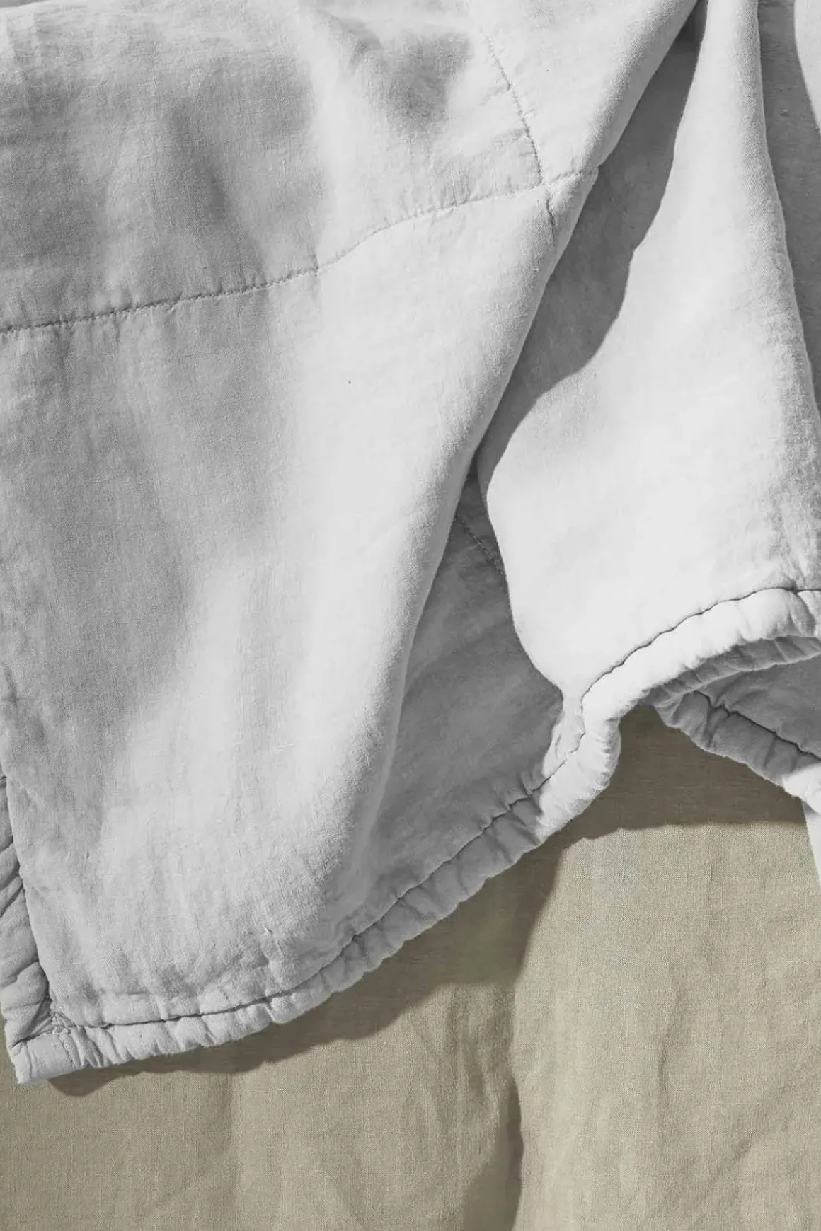 Sengeteppe - Rem Quilt 170x260cm Bianco