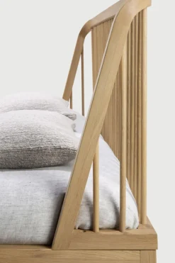 Seng - Spindle Bed 90x200cm Oak