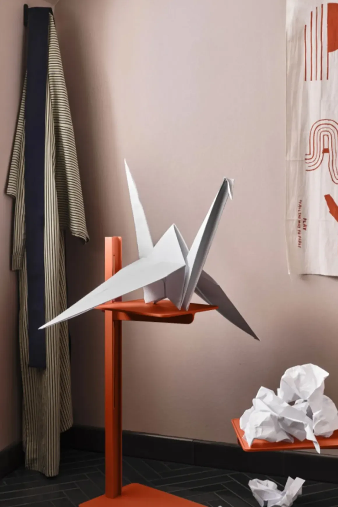 Sidebord - Museum Regulerbart H76,5cm Oransje