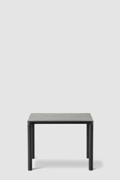 Sidebord - Piloti Modell 6705 46,5x39xh41cm Sort Lakkert Eik