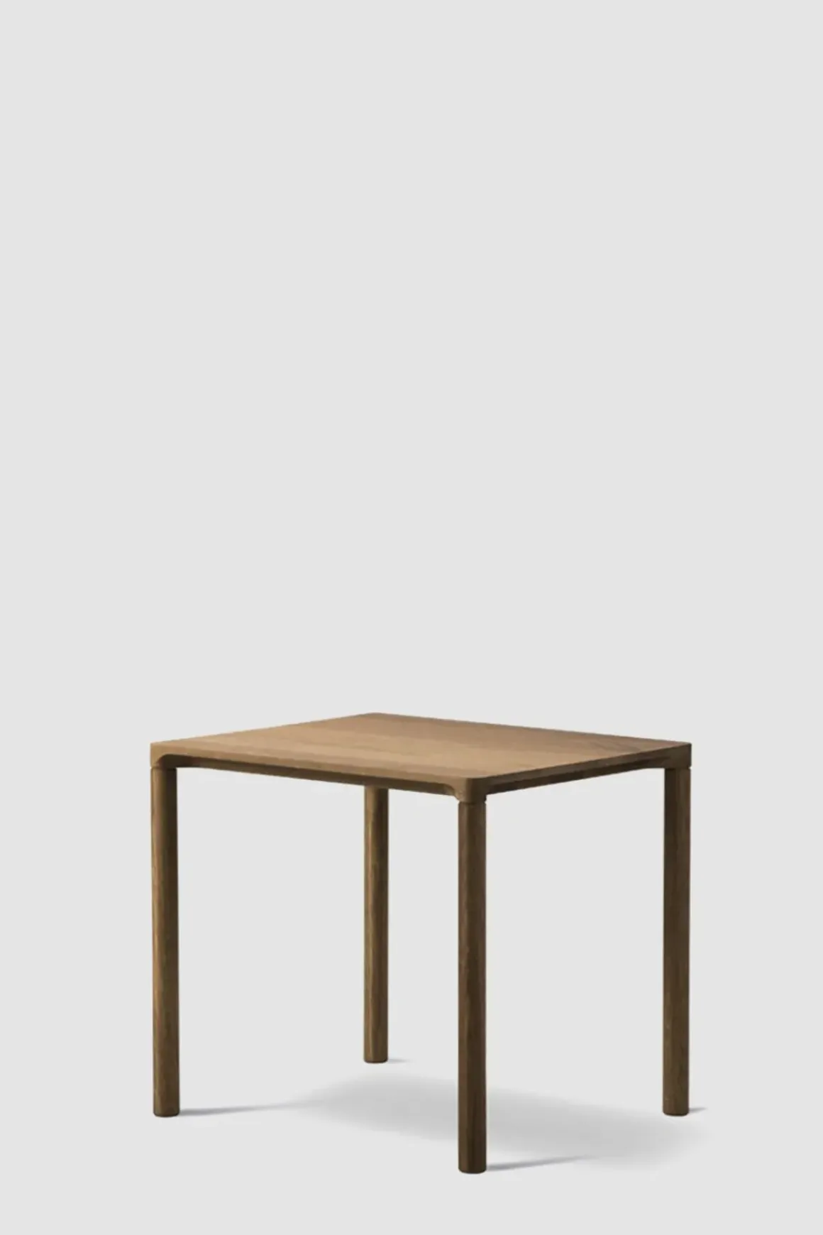 Sidebord - Piloti Modell 6705 46,5x39xh41cm Røkt Eik/Olje