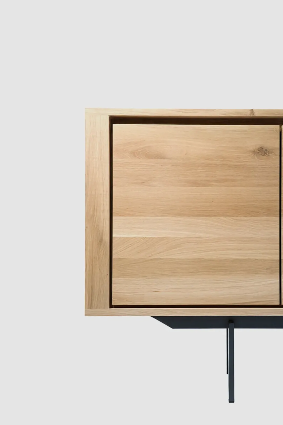 Skjenk - Shadow S 134x45xH80cm Eik