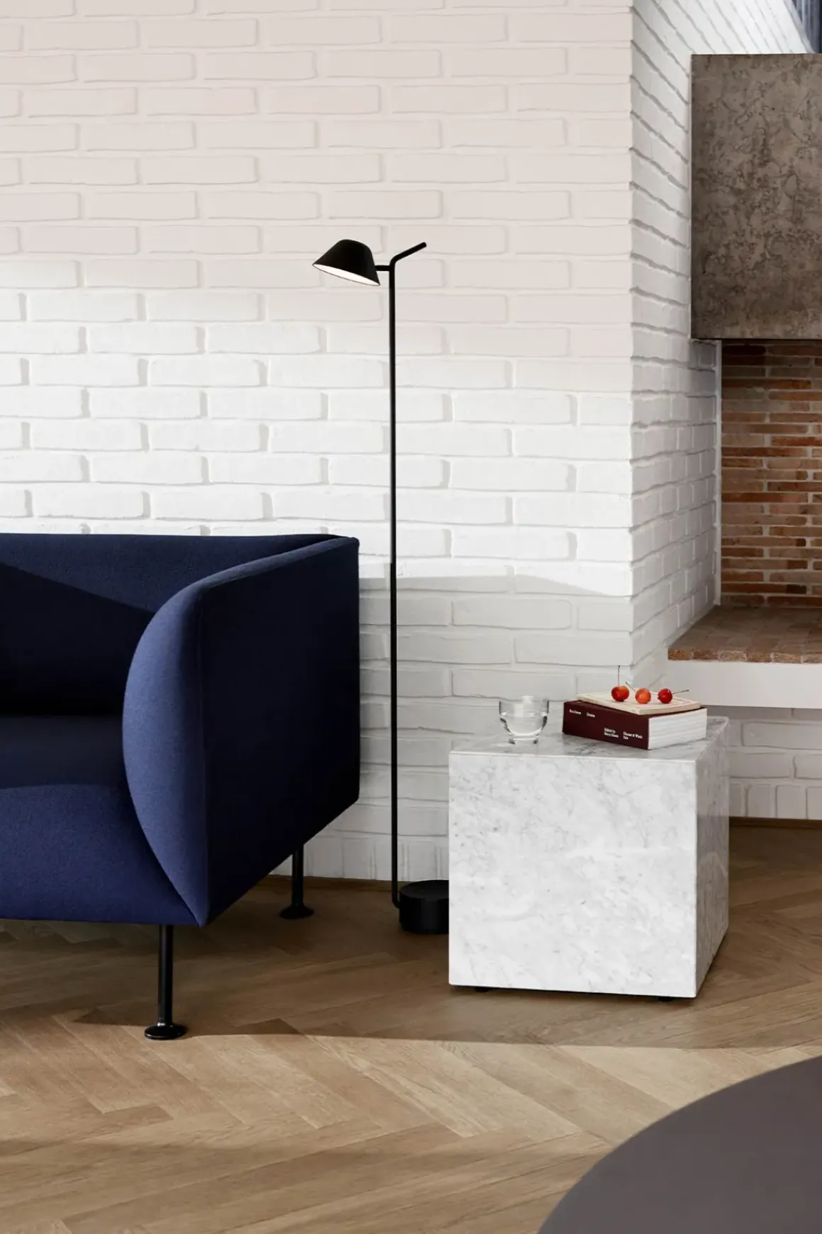 Sofabord - Plinth Cubic 40x40xh39cm White Marble