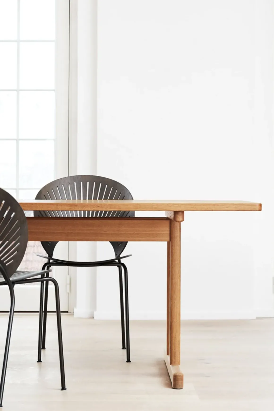 Spisebord - Ana 6490 Såpet Eik/Hvit Laminat