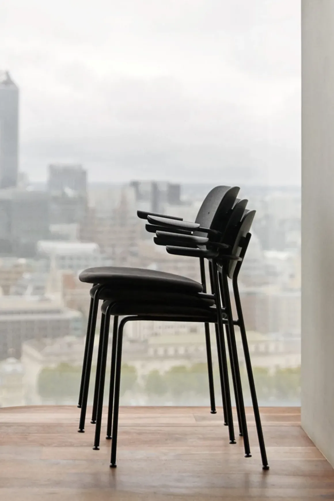 Spisestol - Co Dining m/Armlene 0842 Dakar, Black Steel