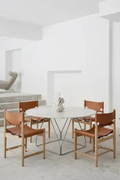 Spisestuestol - Spanish Dining Chair 3237 u/Arml. Oljet Eik / Cognac Lær