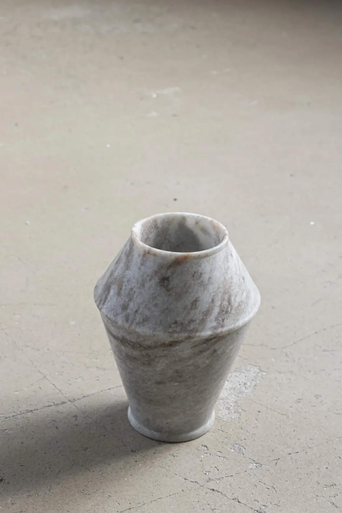 Vase - No.2 Dune Marble Light Brown